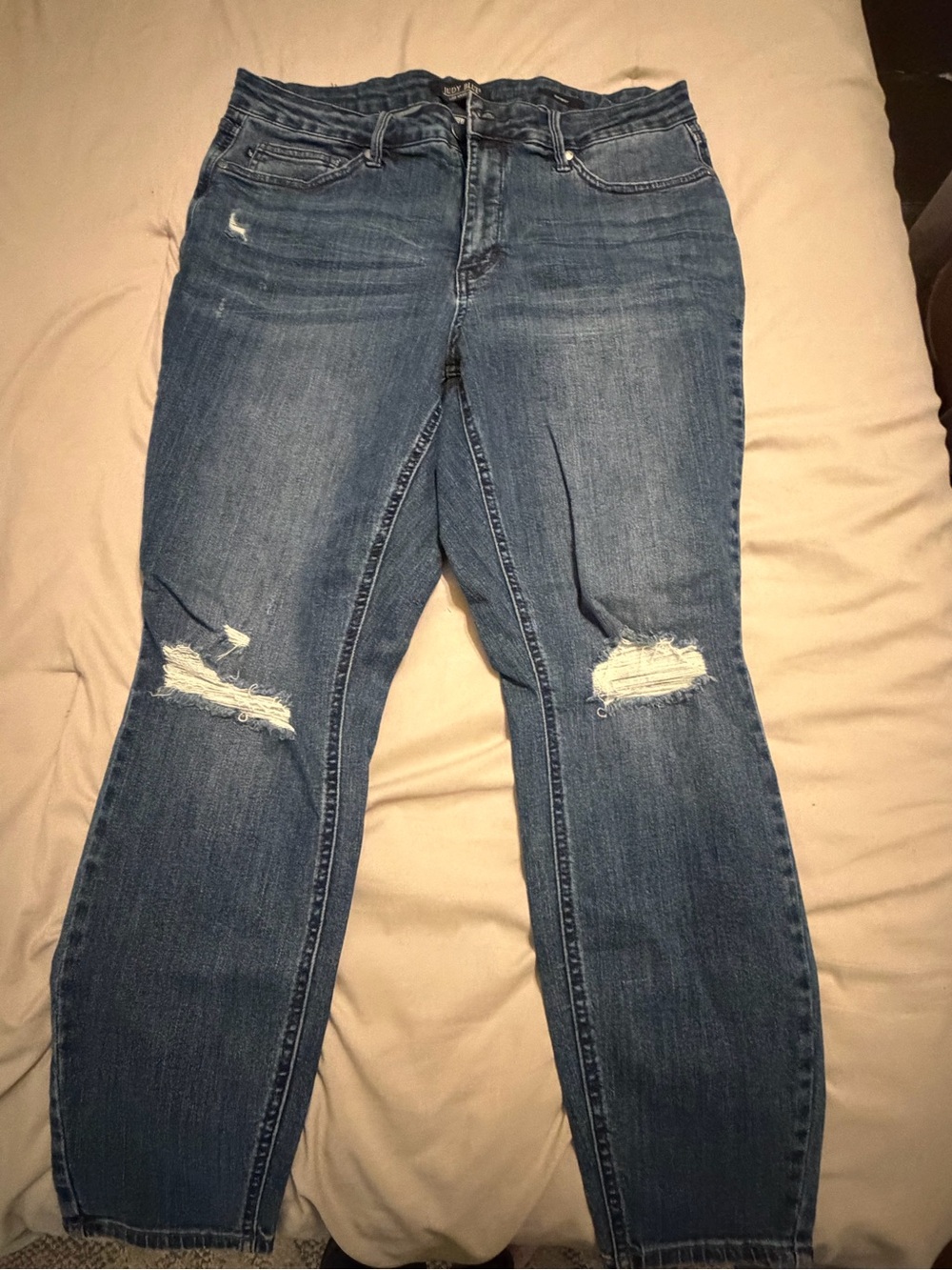 Judy Blue Ripped Medium Blue Boyfriend Jeans